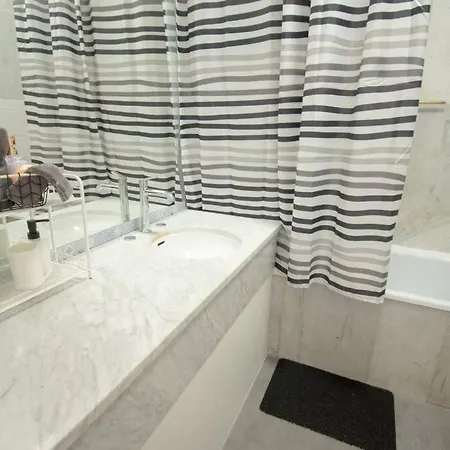 شقة Studio Au Calme - Nuits Cosy - Proche Centre *